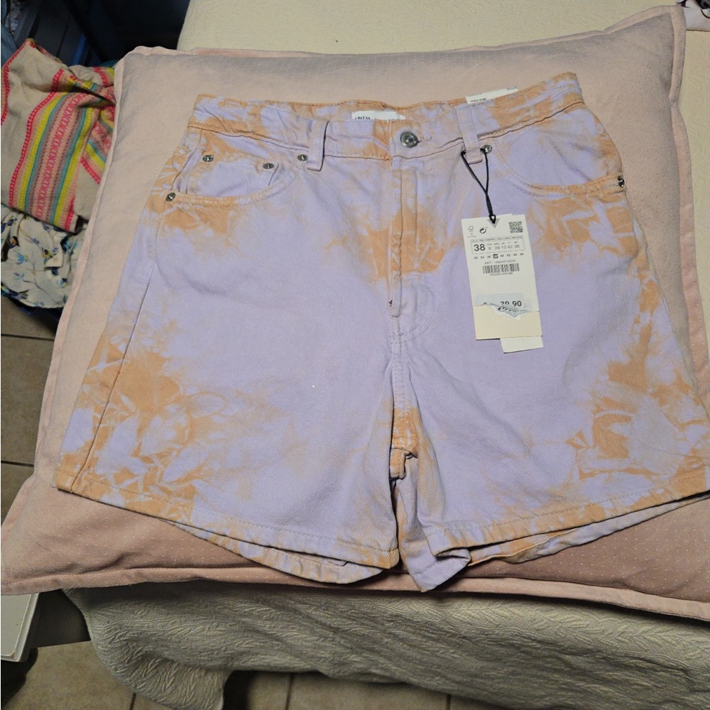 Zara Lavender and Tan Jean Shorts